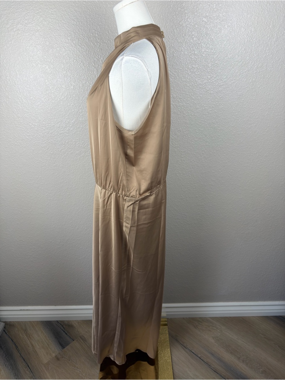 NWT Draped High-Neck Maxi Dress in Taupe, XL - Picture 3 of 9